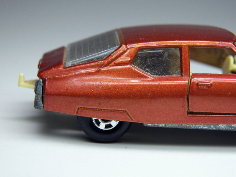 Illustration for article titled French Friday Matchbox No. 51 Citroen S.M.